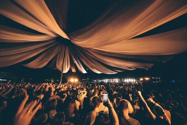 В Киеве на ВДНГ откроют летнюю концертную площадку