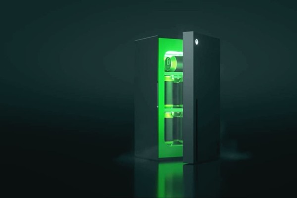 Microsoft выпустит мини-холодильник в виде Xbox Series X (фото, видео)