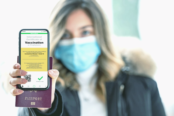 В Минздраве рассказали подробности запуска сертификатов вакцинации