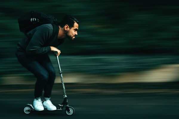 В Украине хотят ужесточить правила пользования электросамокатами