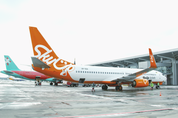 Украинская авиакомпания SkyUp  открывает рейсы в Париж и Ниццу