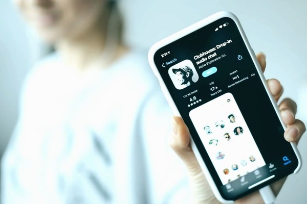 С 21 июля Clubhouse открывает доступ абсолютно всем пользователям iOS и Android