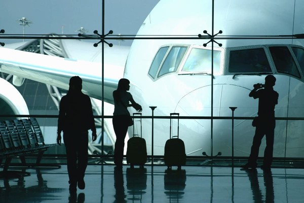 Венгрия и Финляндия открыли границы для украинцев