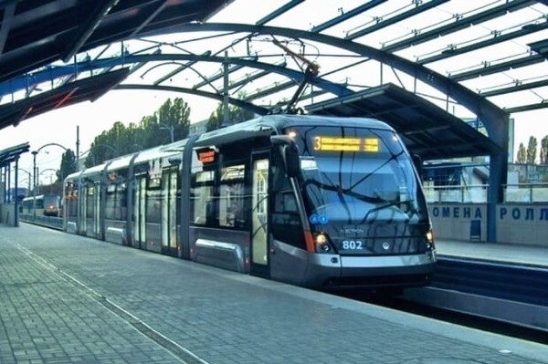 В Киеве возобновляют движение скоростных трамваев от 