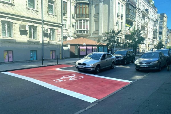 В Киеве появились новые виды велосипедной инфраструктуры