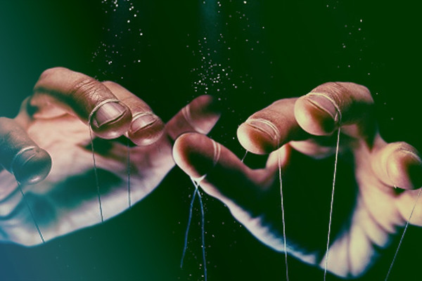 Кто такие манипуляторы и как не попасться на их уловки