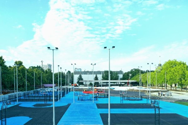 Приходи тренироваться: когда откроют урбан-парк на ВДНГ в Киеве