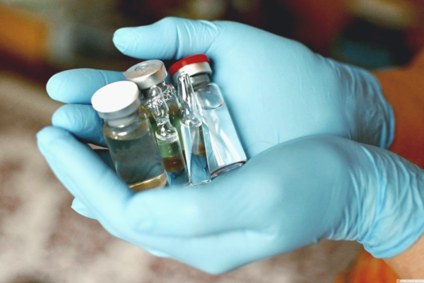 Минздрав разрывает контракт на поставку двух индийских вакцин