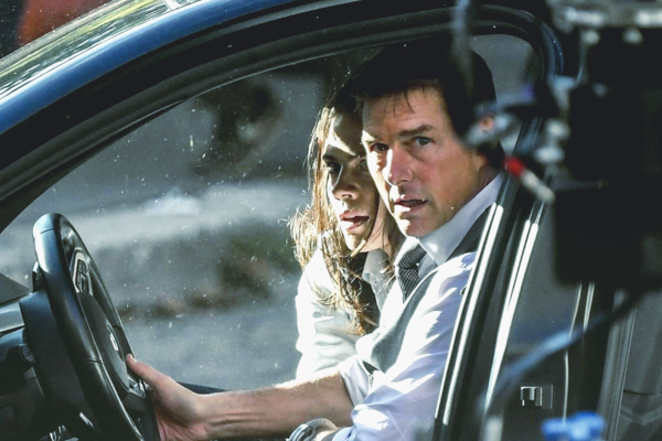 У Тома Круза во время съемок угнали BMW X7 с вещами на несколько тысяч долларов