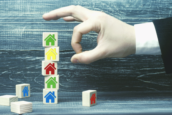 В Офисе омбудсмена рассказали, как бороться с сотрудниками ЖКХ, которые сливают инфу о должниках