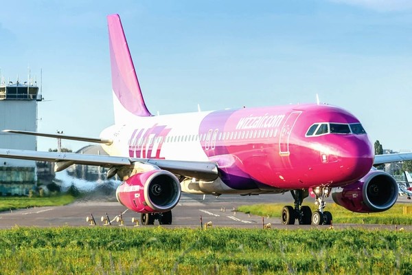 В День знаний Wizz Air запустил однодневную распродажу без ограничений