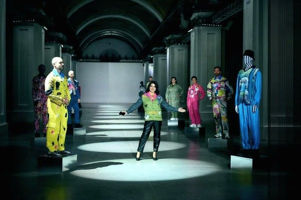 В Киеве показали коллекцию одежды с изображением картин художников (фото)