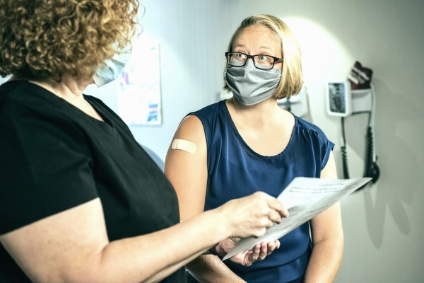 В Киеве на базе ТРЦ открылся новый центр массовой вакцинации