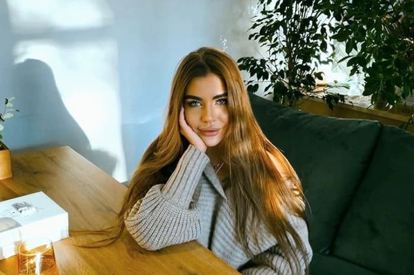 Блогерша София Стужук 