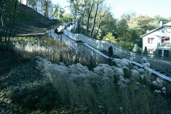В Киеве открыли вторую очередь Пейзажной аллеи после реконструкции (фото)
