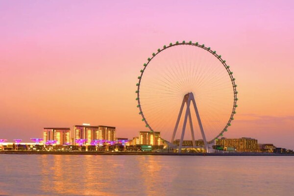 В Дубае открыли самое большое и высокое колесо обозрения в мире (фото, видео)