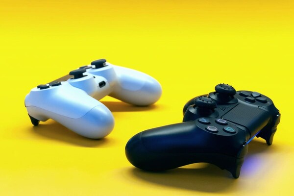 PS Plus ноябрь 2021: какие игры месяца могут забрать подписчики