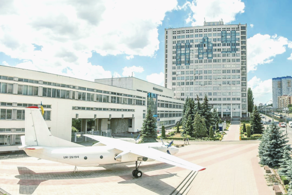 Инспекция заблокировала строительство городка на территории киевского университета