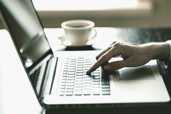 Без очередей и кипы бумаг: получить прописку в Украине теперь можно онлайн