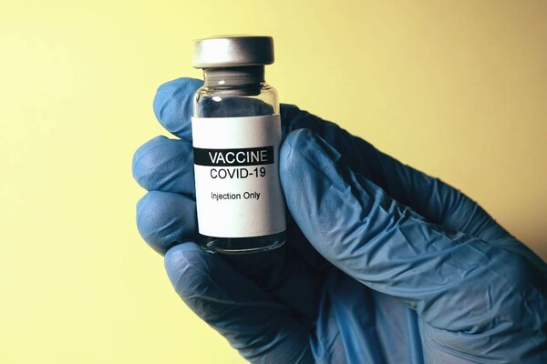 В Украину доставили почти 3 миллиона доз вакцины от ковида Moderna