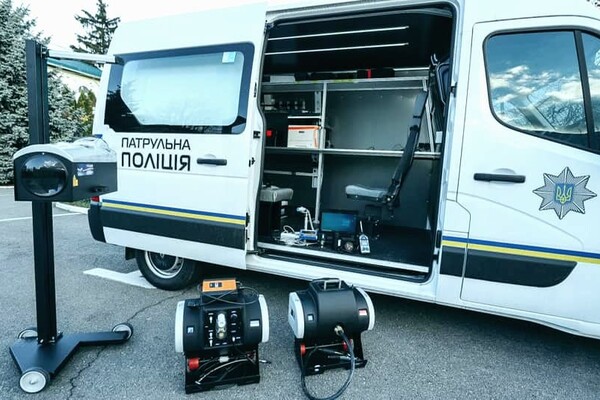 На дорогах Украины полиция начнет проверять транспорт: причина