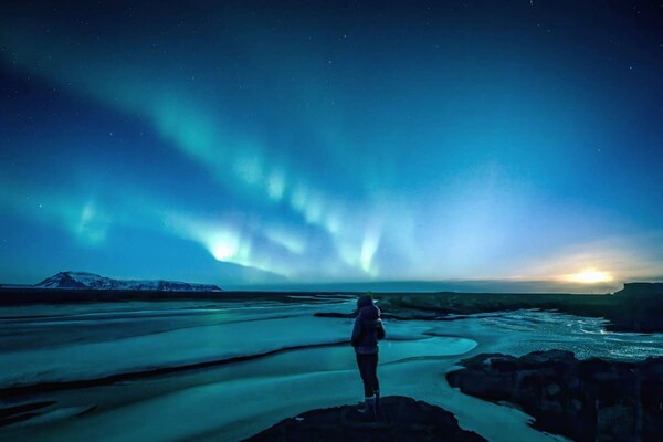 В Украине заметили частичное северное сияние (фото)