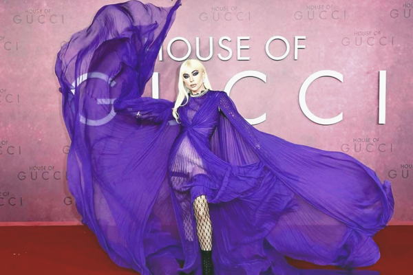 Леди Гага взорвала TikTok своим «крещением» Gucci  и случайно запустила флешмоб