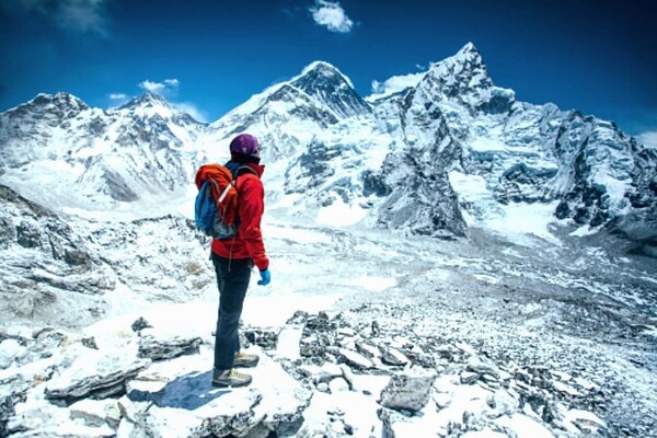 Трое украинцев первыми в мире покорили гималайскую вершину
