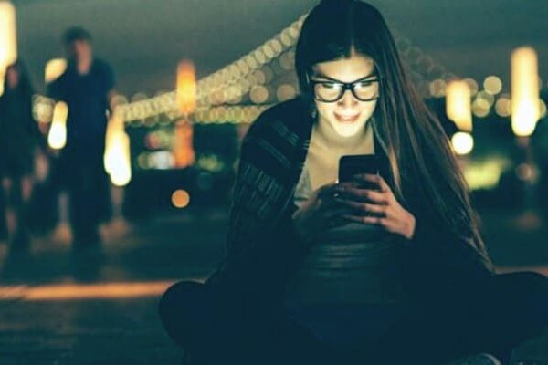 В соцсетях обсуждают странную анимацию баклажана в Telegram