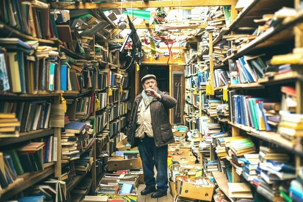 Вместо книжного рынка на Петровке в Киеве могут построить новый ТРЦ