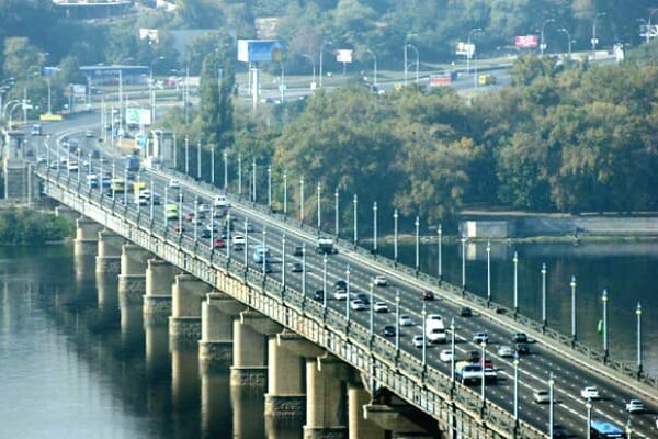 Пост Патона в Киеве 