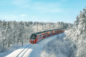 УЗ назначила дополнительные поезда на новогодние праздники: куда можно отправиться