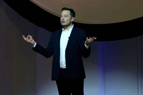 Компания Илона Маска хочет превращать углекислый газ в топливо