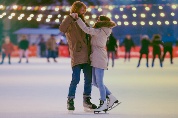 Где в Киеве покататься на коньках: ледовые катки (цены 2021-2022)