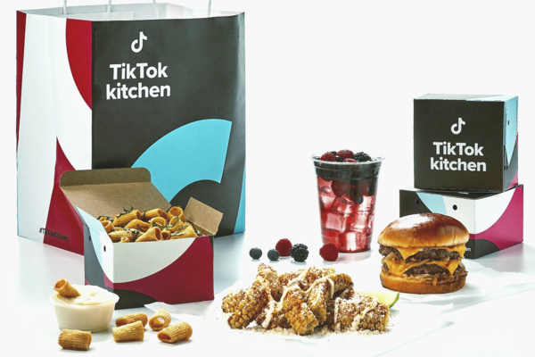 TikTok запускает  собственную доставку еды: туда войдут самые популярные рецепты соцсети