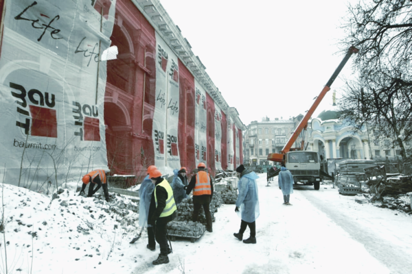 В Киеве до конца зимы хотят провести восстановительные работы в Гостином дворе