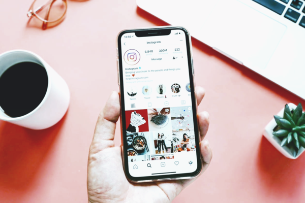 В Instagram вернули хронологическую ленту постов: что изменилось