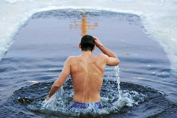 Крещение 2022 в Киеве: где окунуться в проруби