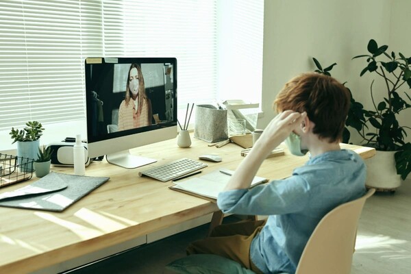 В Украине рекомендуют школам и университетам перейти на дистанционку