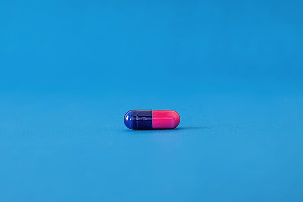 С апреля в украинских аптеках нельзя будет купить антибиотики без е-рецепта