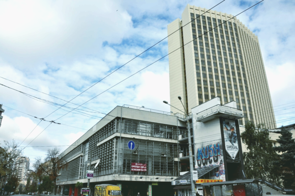 Магазин винила, бар и бистро: как изменится Дом торговли в Киеве