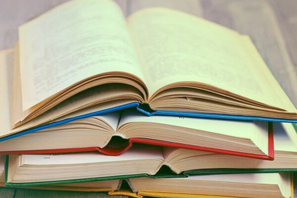 Книги весны 2022: 10 новинок от украинских издательств