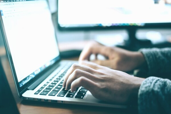 Украинцам предлагают стипендии, чтобы выучиться в ІТ-школе 