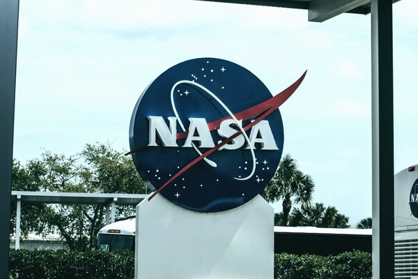 NASA соберет исследовательскую группу для изучения НЛО 