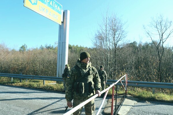 Украинцы, которых депортировала Россия, смогут вернуться домой без паспорта 