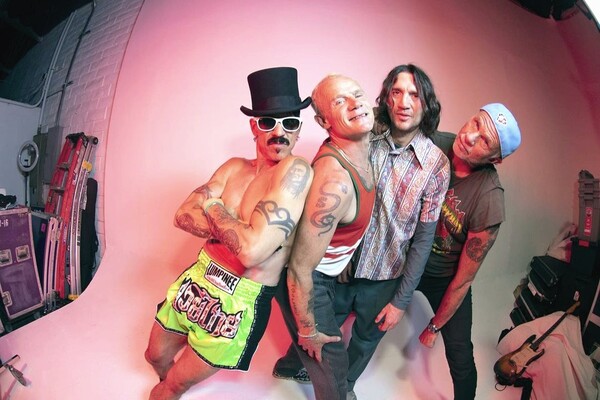 Группа Red Hot Chili Peppers поддержала Украину на своем концерте (фото)