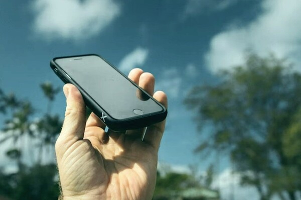 В ЕС предлагают увеличить время автономной работы телефона 