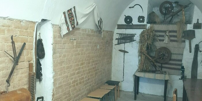 В Україні шкільний вчитель створив музей у укритті || armyinform.com.ua