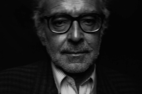 Режиссер Жан-Люк Годар совершил вынужденное самоубийство 