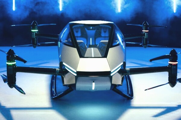 У Дубаї показали перший політ літаючого автомобіля (відео)